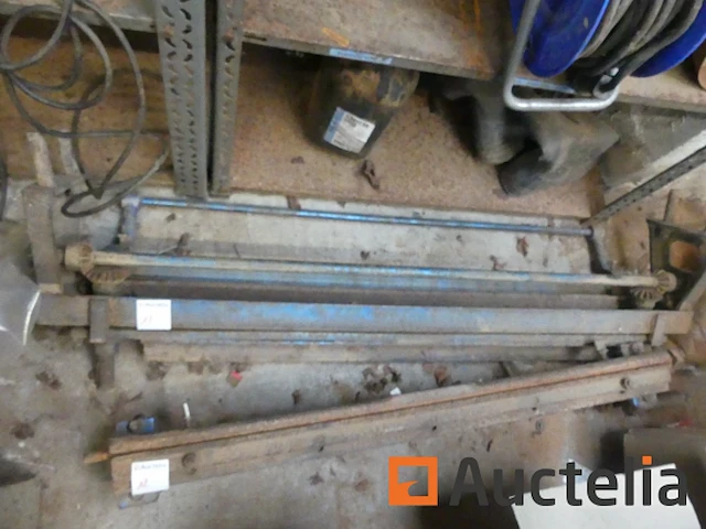 Dakdekker uitpuilende en buigende machine - afbeelding 2 van  7