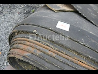 Dakgoten, roosters, transportband - afbeelding 8 van  9