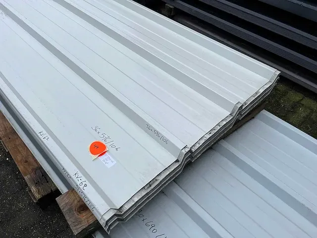 Dakmateriaal 20st. / 146m2 - afbeelding 4 van  4