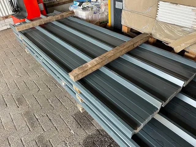 Dakmateriaal 30st. / 101m2 - afbeelding 4 van  4