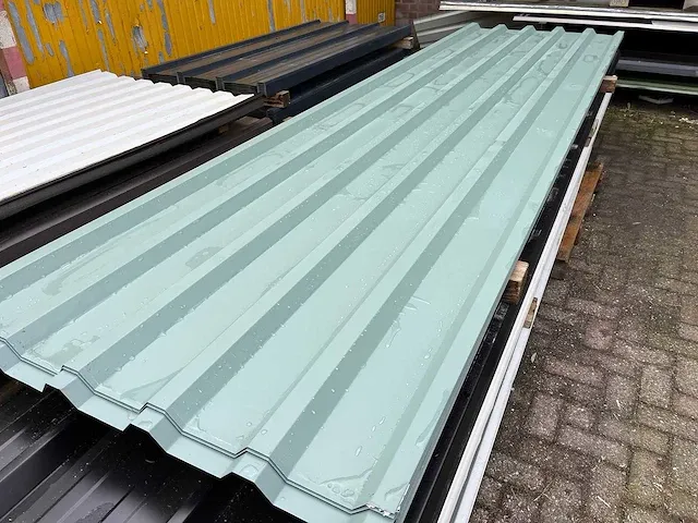 Dakmateriaal 33st. / 145m2 - afbeelding 2 van  4
