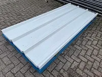 Dakmateriaal 57st. / 151m2 - afbeelding 1 van  4
