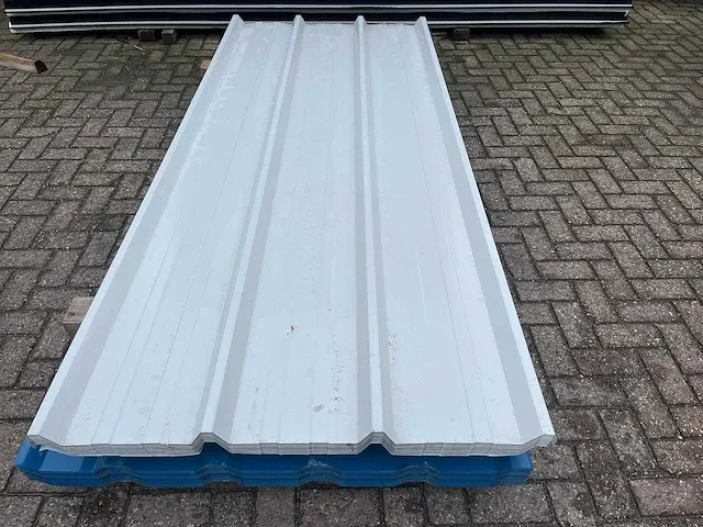 Dakmateriaal 57st. / 151m2 - afbeelding 4 van  4