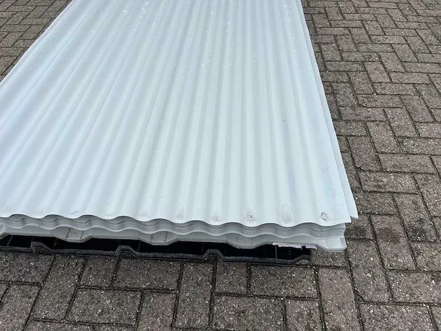 Dakmateriaal 87st. / 295m2 - afbeelding 2 van  4
