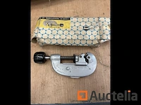 Dako quick automatic 230 pijpensnijder 32mm - afbeelding 1 van  3