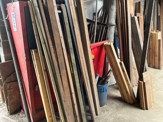 Dakpannen met hout - afbeelding 16 van  56