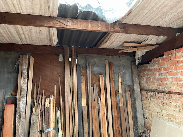 Dakpannen met hout - afbeelding 23 van  56