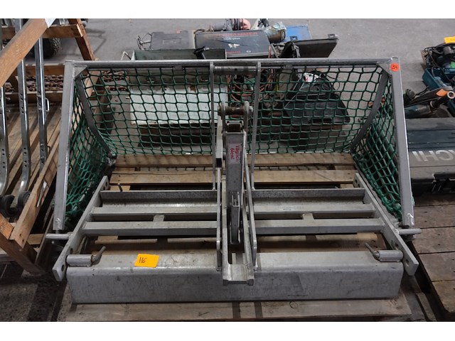 Dakpannenklem klaas - afbeelding 1 van  3