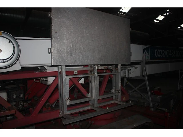 Dakwerkerskraan op aanhangwagen klaas, type k17-24, bwj. 2003, serie nr. a2003874 met puinbak, pannenklem en pannenkar (19) - afbeelding 3 van  20