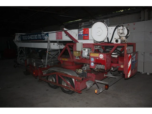 Dakwerkerskraan op aanhangwagen klaas, type k17-24, bwj. 2003, serie nr. a2003874 met puinbak, pannenklem en pannenkar (19) - afbeelding 7 van  20