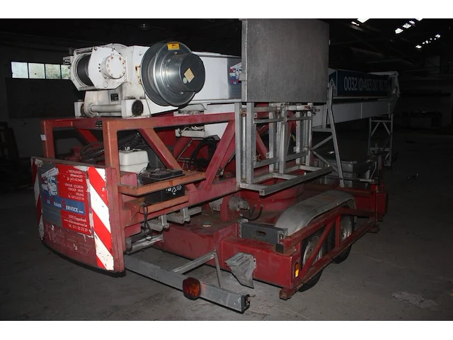 Dakwerkerskraan op aanhangwagen klaas, type k17-24, bwj. 2003, serie nr. a2003874 met puinbak, pannenklem en pannenkar (19) - afbeelding 9 van  20