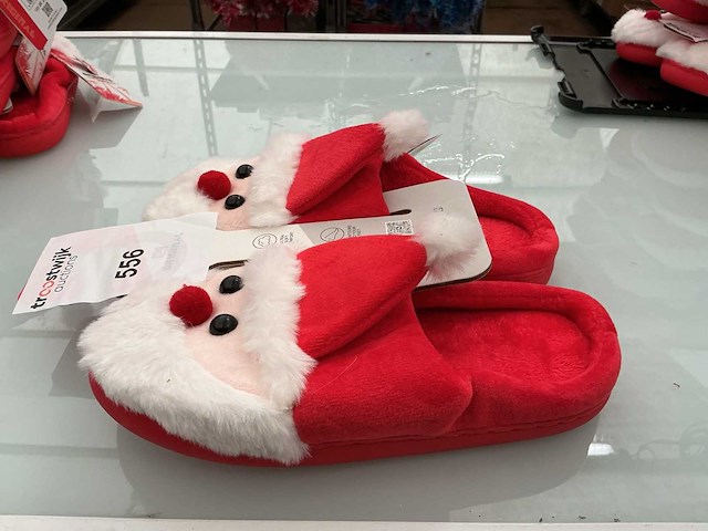 Dames kerstpantoffels. (5x) - afbeelding 1 van  2