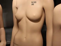 Dames mannequin op glazen voet - afbeelding 1 van  1