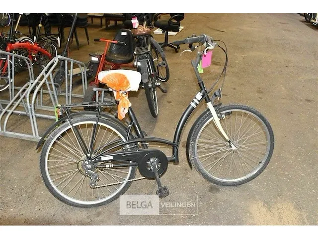 Damesfiets b-twin zwart - afbeelding 1 van  4
