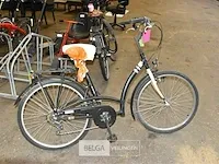 Damesfiets b-twin zwart - afbeelding 1 van  4