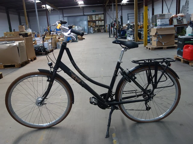 Damesfiets bnb - afbeelding 1 van  7