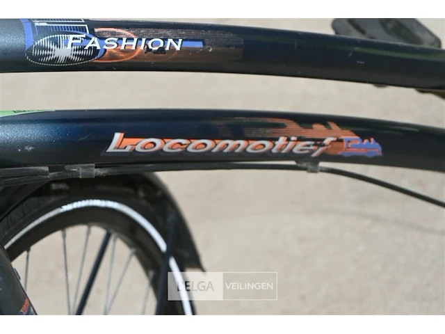 Damesfiets locomotief - afbeelding 3 van  3