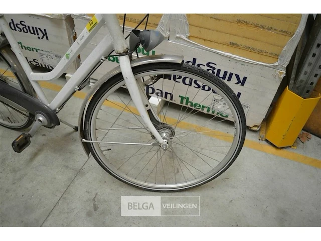 Damesfiets naamloos - afbeelding 3 van  4