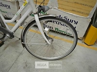 Damesfiets naamloos - afbeelding 3 van  4