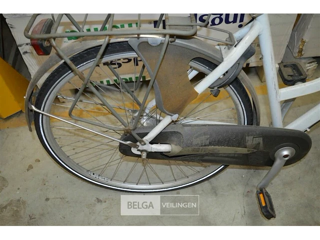 Damesfiets naamloos - afbeelding 2 van  4