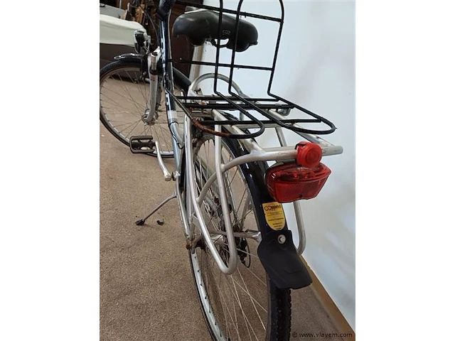 Damesfiets - afbeelding 3 van  3