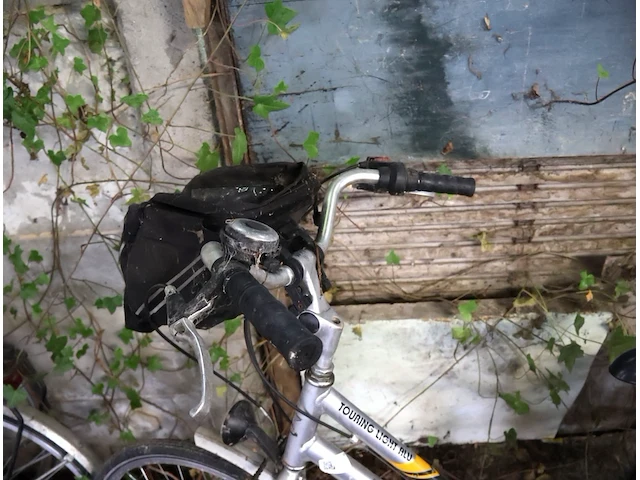 Damesfiets - afbeelding 4 van  5