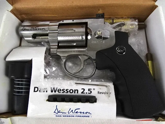 Dan wesson 2.5 revolver - afbeelding 2 van  3