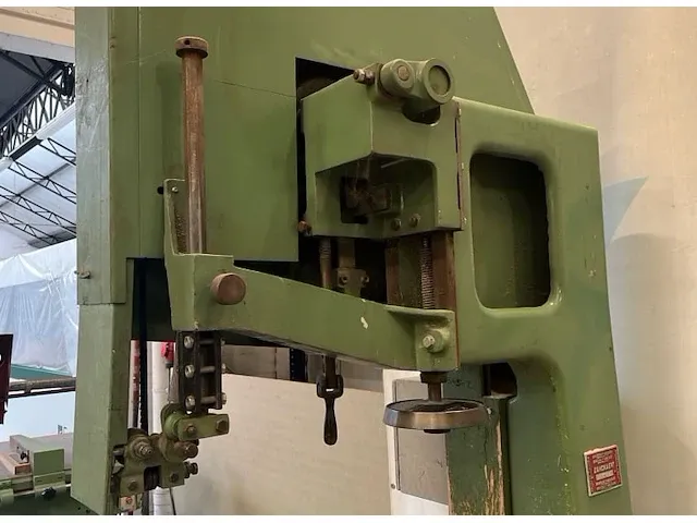 Danckaert e802 verticale lintzaag - afbeelding 5 van  9