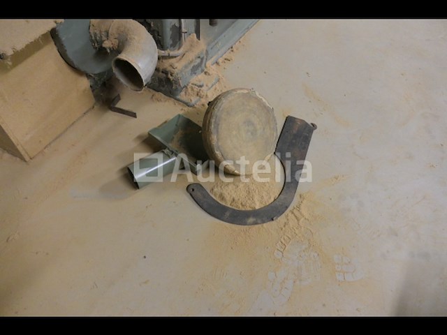 Danckaert eindloze bandschuurmachine - afbeelding 6 van  13