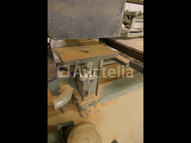 Danckaert eindloze bandschuurmachine - afbeelding 9 van  13