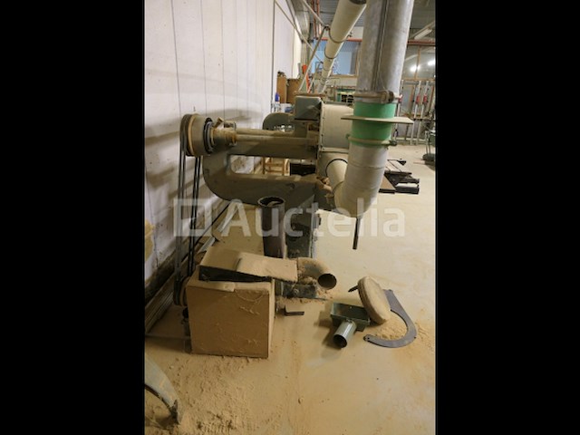 Danckaert eindloze bandschuurmachine - afbeelding 10 van  13