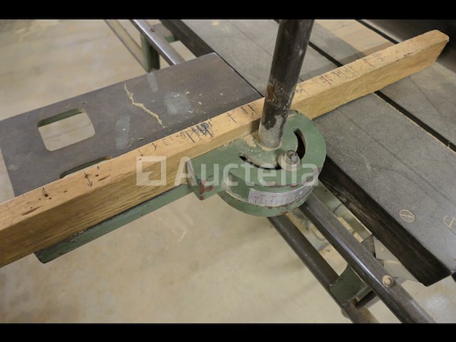 Danckaert gietijzeren cirkelzaag - afbeelding 12 van  12