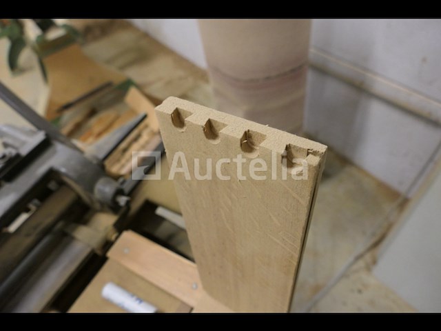 Danckaert zwaluwstaartmachine voor meubelladen - afbeelding 2 van  11