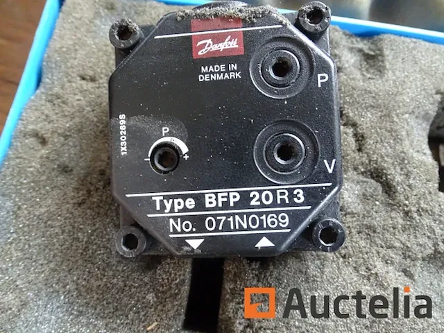 Danfoss centrale verwarming apparatuur in een koffer - afbeelding 5 van  8