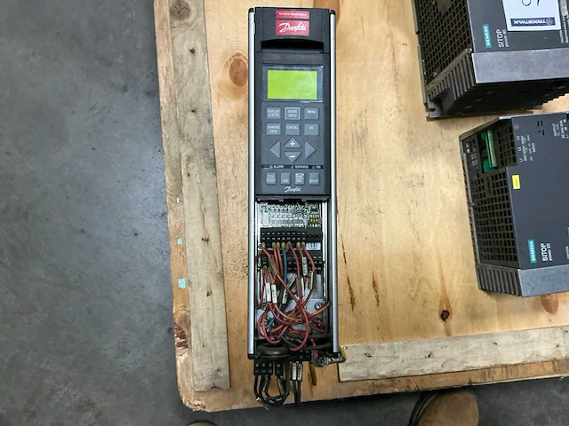 Danfoss frequentieregelaar (8x) - afbeelding 2 van  7