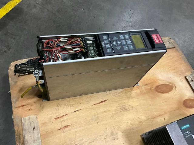 Danfoss frequentieregelaar (8x) - afbeelding 3 van  7
