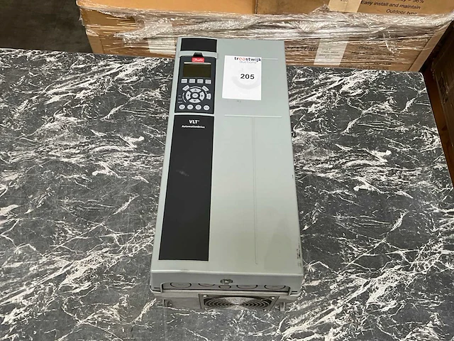 Danfoss vlt fc302 frequentieregelaar - afbeelding 2 van  6