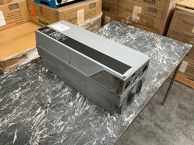 Danfoss vlt fc302 frequentieregelaar - afbeelding 3 van  6