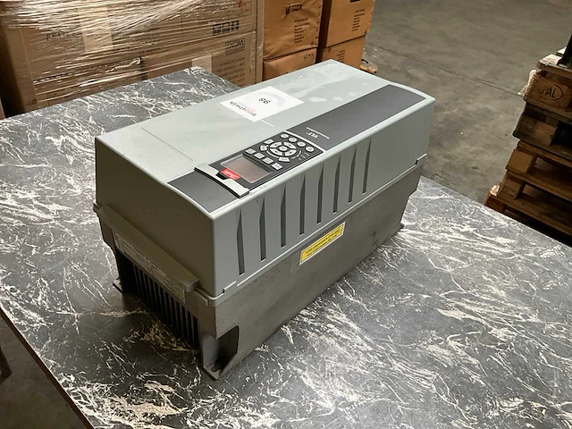 Danfoss vlt fc302 frequentieregelaar - afbeelding 4 van  6