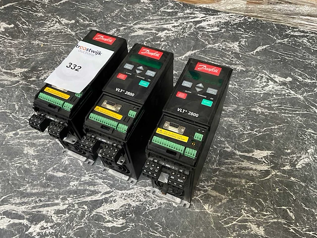 Danfoss vlt2800 frequentieregelaar (3x) - afbeelding 1 van  5