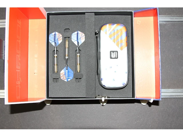 Darts pijlen - afbeelding 1 van  2