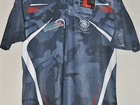 Darts shirt + een set flights, berry van peer - afbeelding 1 van  4