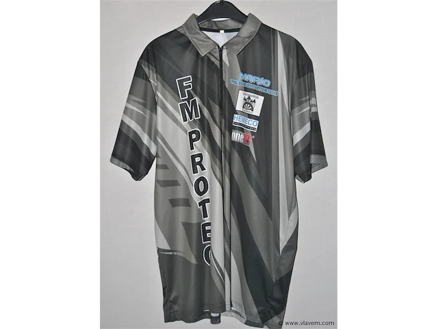 Darts shirt. mario vandenbogaerde - afbeelding 2 van  3
