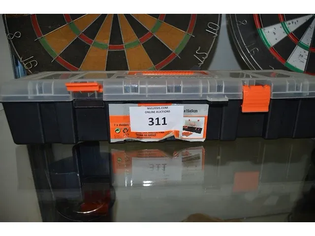 Dartsbord winmau, dartsbord master arts, 5 darts sets in opbergkoffer - afbeelding 2 van  6