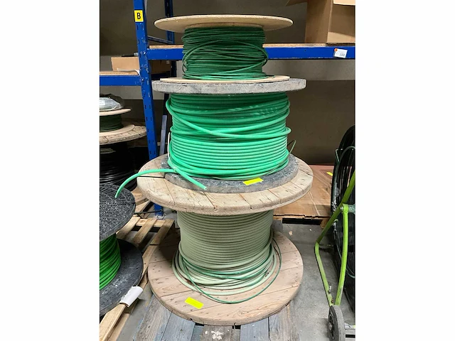 Datakabel - afbeelding 1 van  3