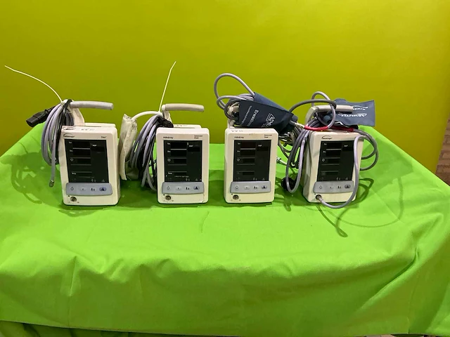 Datascope mindray duo non-invasieve elektronische bloeddrukmeter - afbeelding 1 van  8