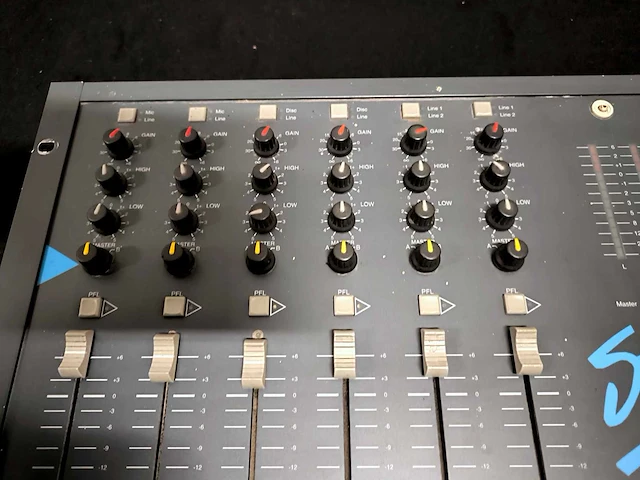 Dateq - styx - dj mixer - afbeelding 2 van  9