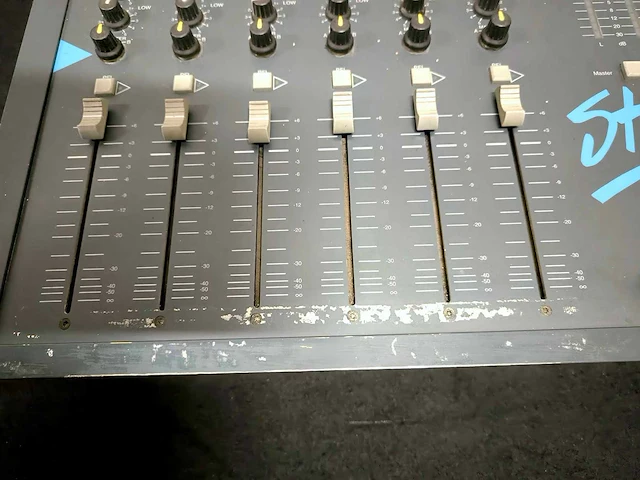 Dateq - styx - dj mixer - afbeelding 8 van  9