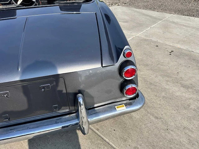 Datsun fairlady roadster 1967 oldtimer - afbeelding 15 van  26