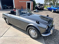 Datsun fairlady roadster 1967 oldtimer - afbeelding 2 van  26